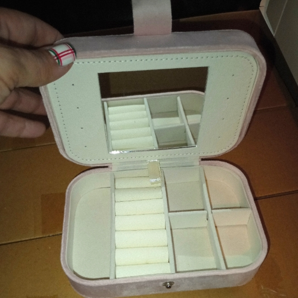 Parima Trendy Travel Jewelry Case - Lightweight ... Embroidered G